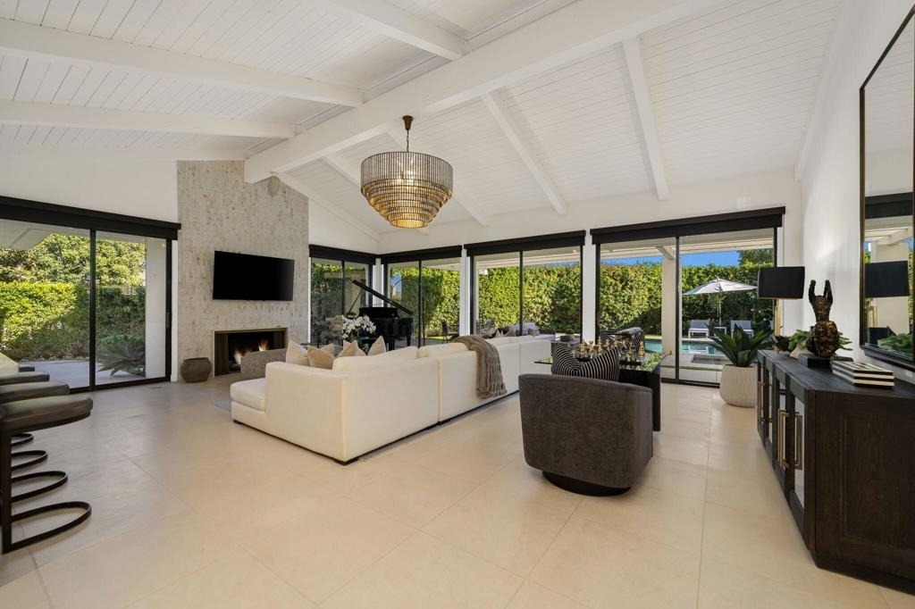 6 Exeter Court - Photo 10