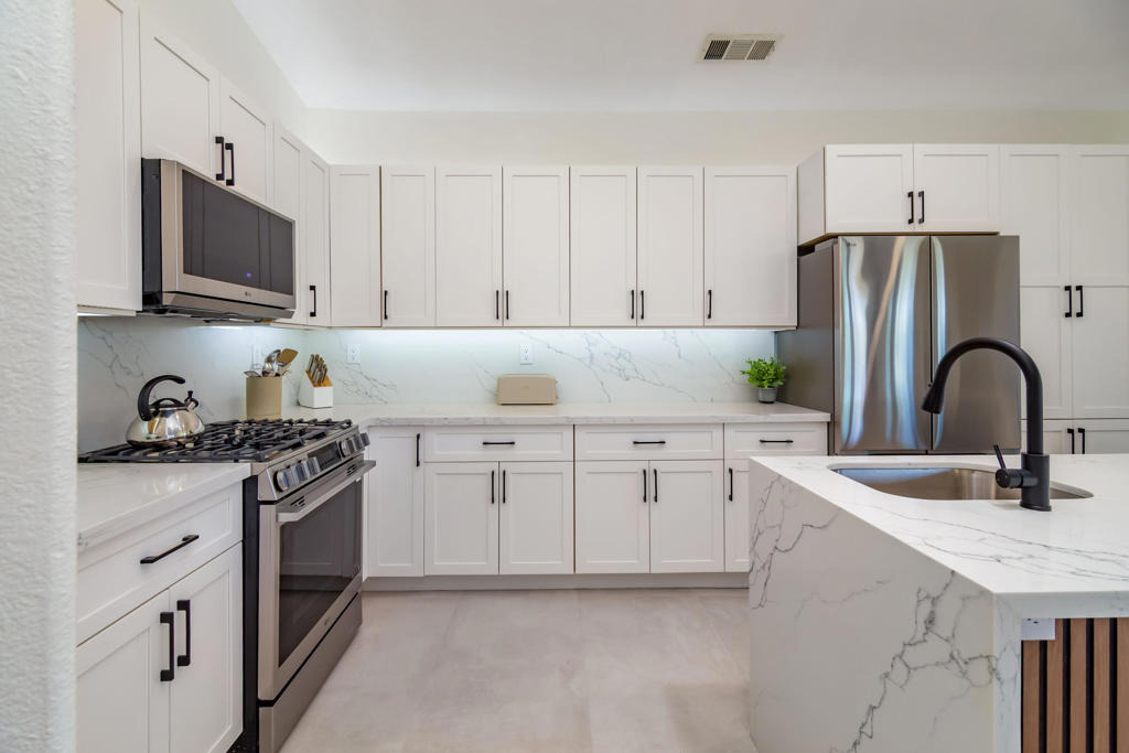 67568 S Laguna Drive - Photo 2