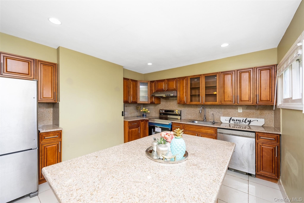 201 Sprucewood Drive - Photo 12