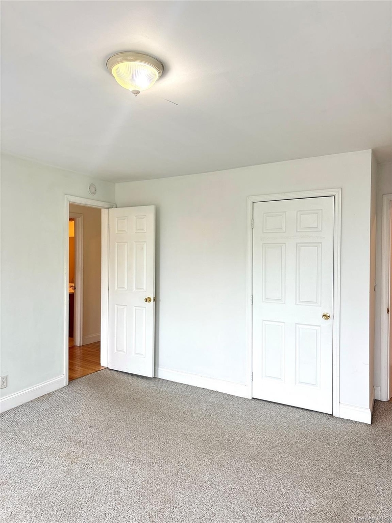2 Morris Avenue - Photo 11