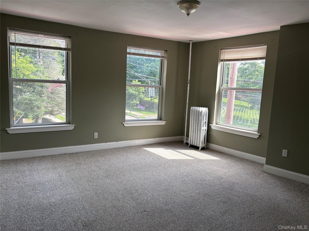2 Morris Avenue - Photo 18