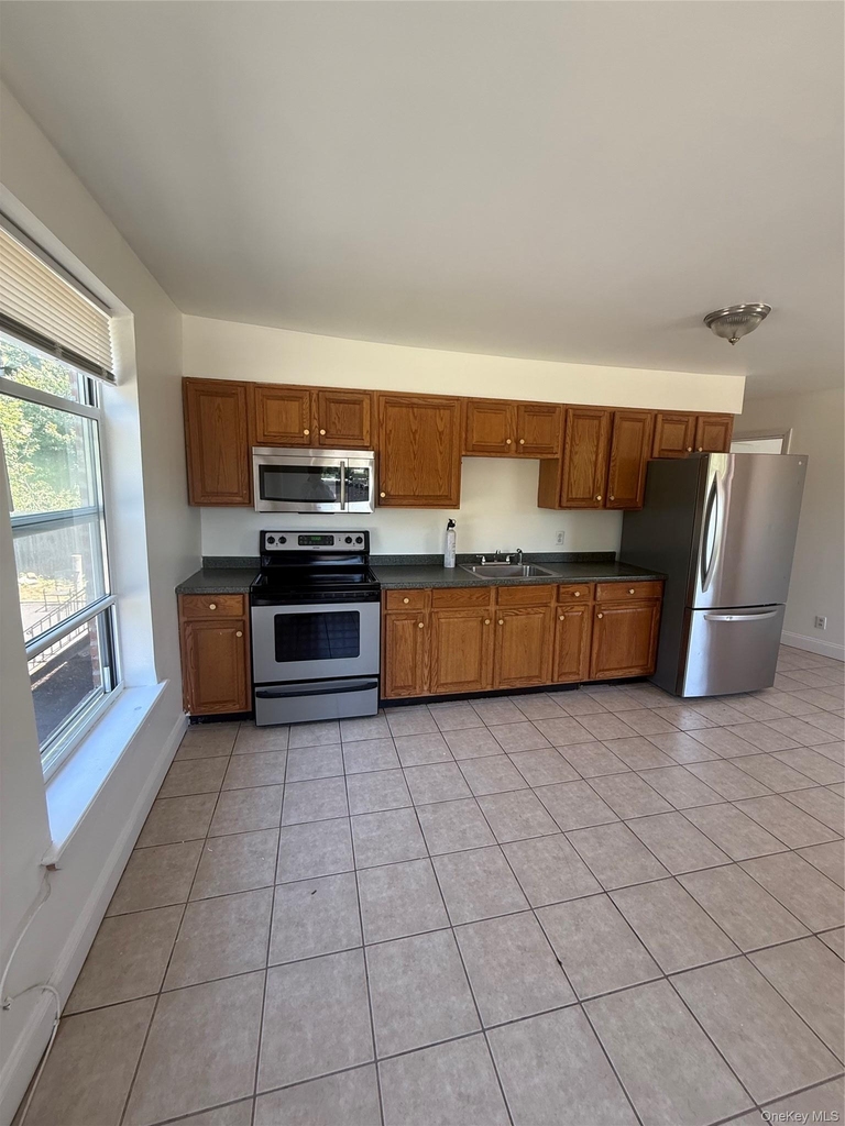 2 Morris Avenue - Photo 21
