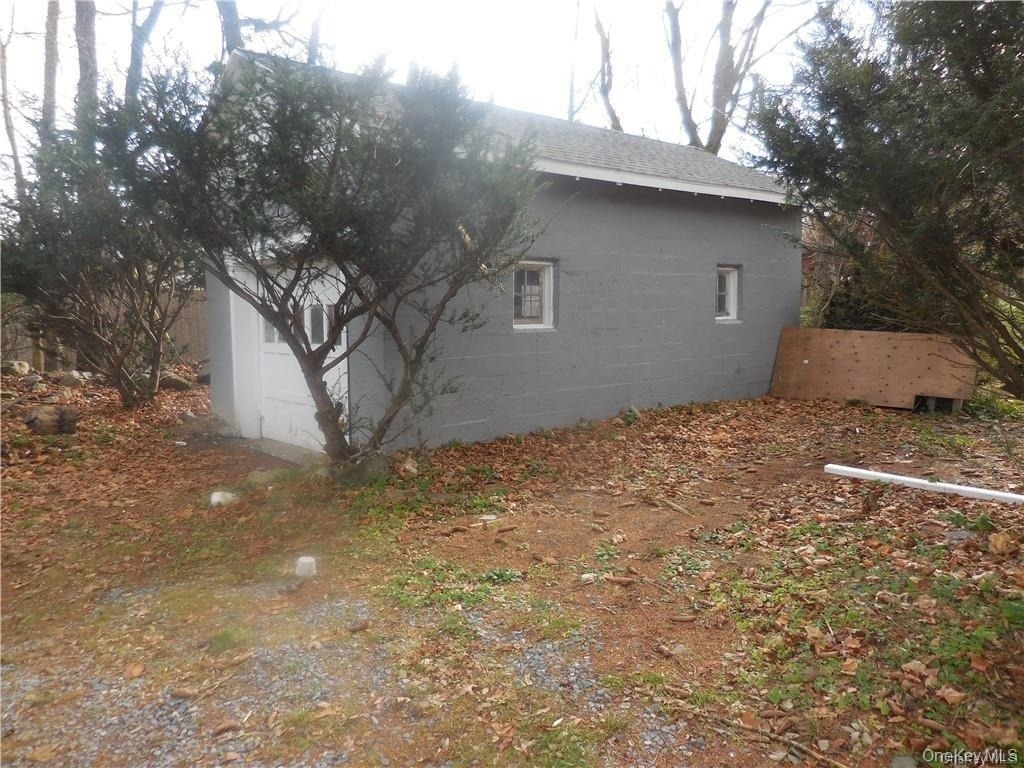 1931 State Route 52 - Photo 21