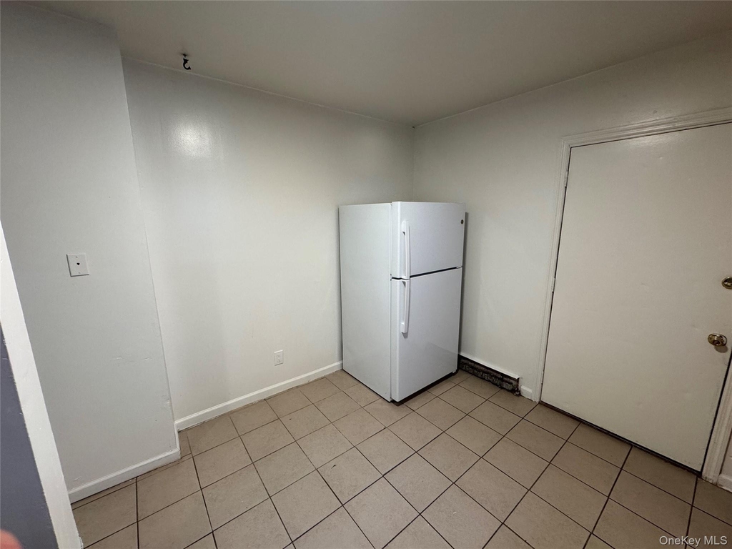 21 Jewett Avenue - Photo 10