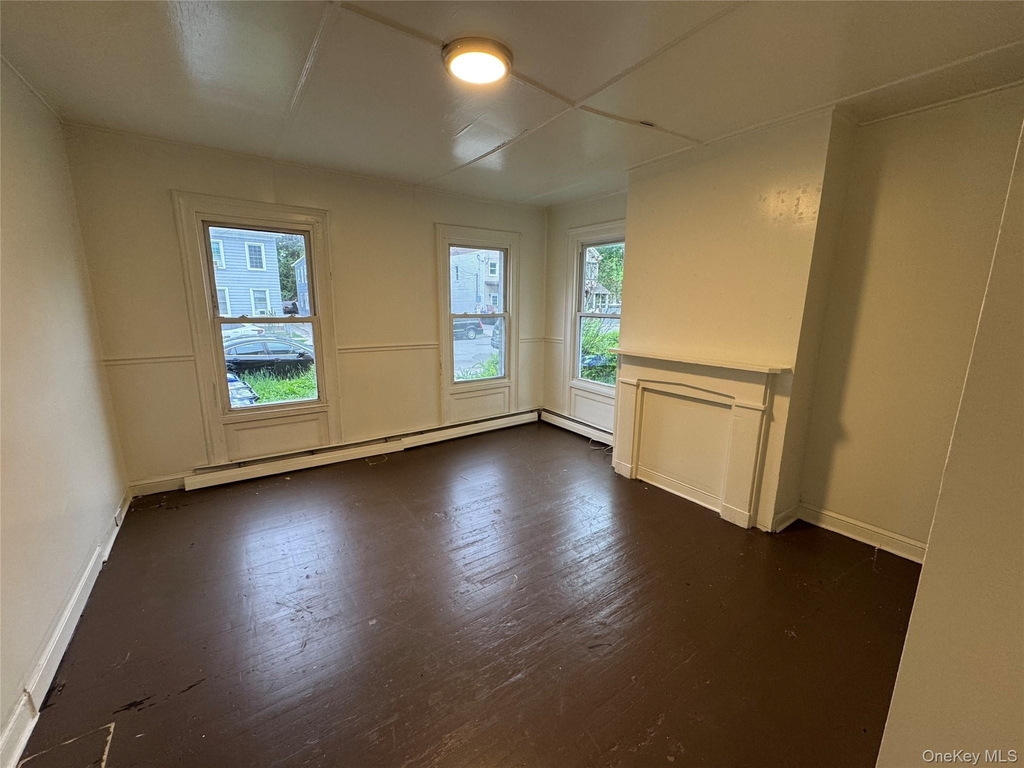 21 Jewett Avenue - Photo 1
