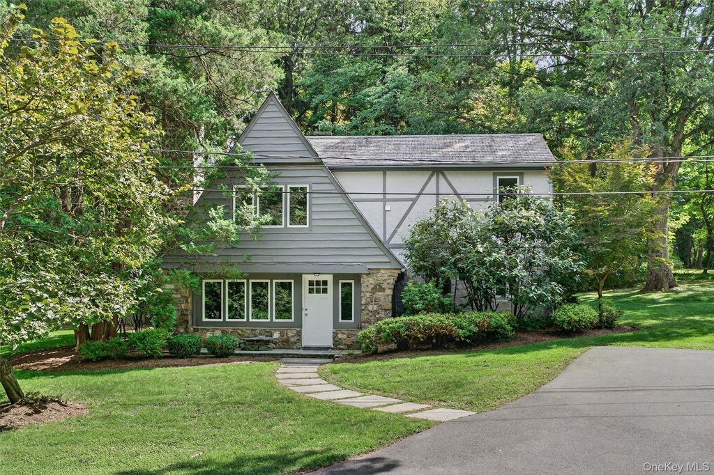 91 Sleepy Valley Road - Photo 0