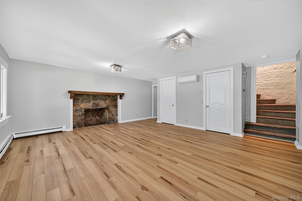 91 Sleepy Valley Road - Photo 3