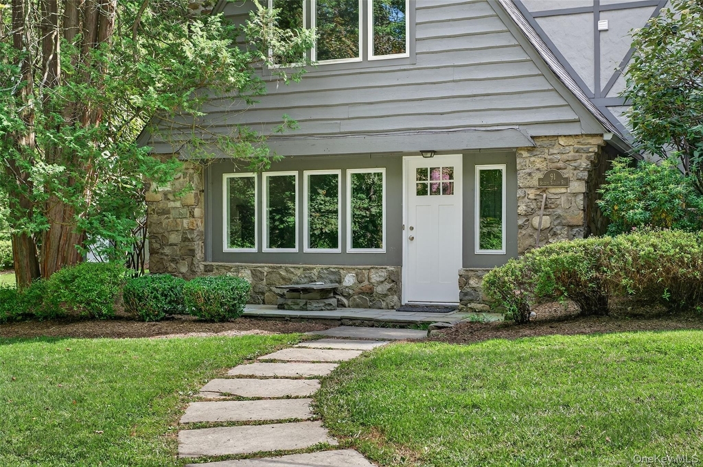 91 Sleepy Valley Road - Photo 2
