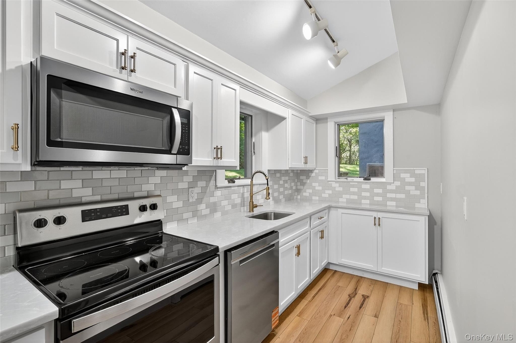 91 Sleepy Valley Road - Photo 8