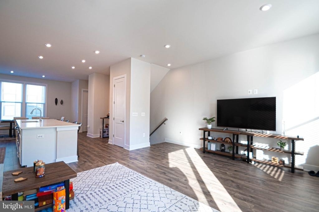 2453 Liberty Loop - Photo 31