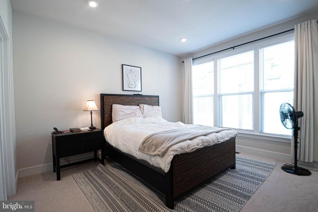 2453 Liberty Loop - Photo 4