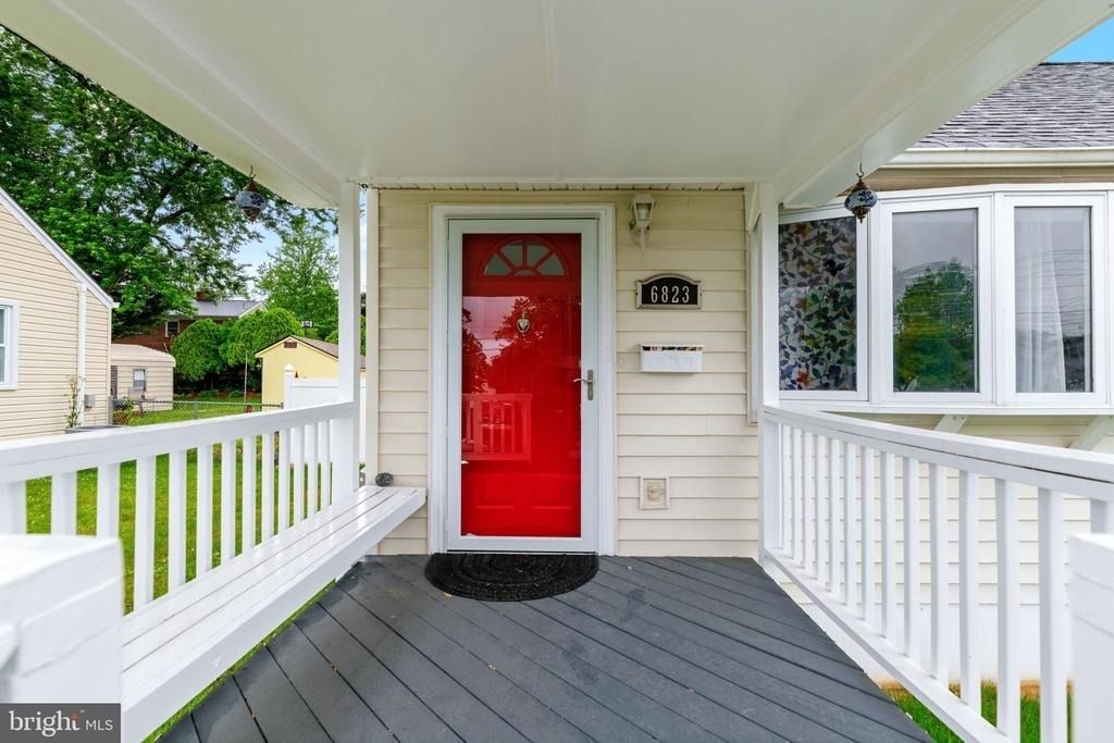 6823 Barrett Road - Photo 2