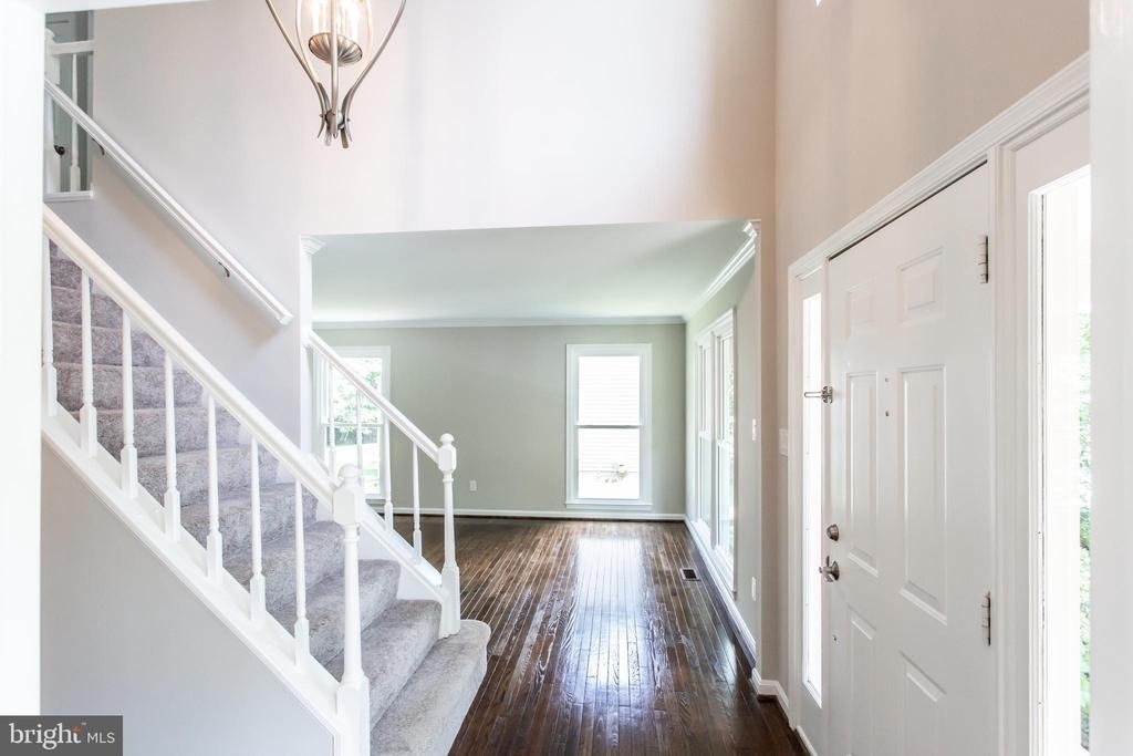 1476 Powells Tavern Place - Photo 2