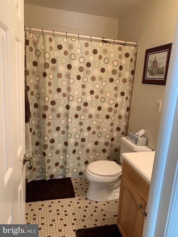 9207 Beachway Lane - Photo 14