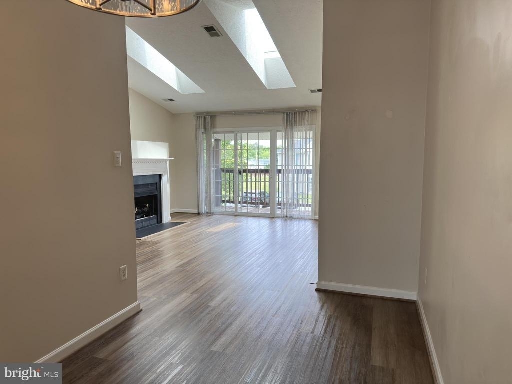 121 Brookland Court - Photo 7