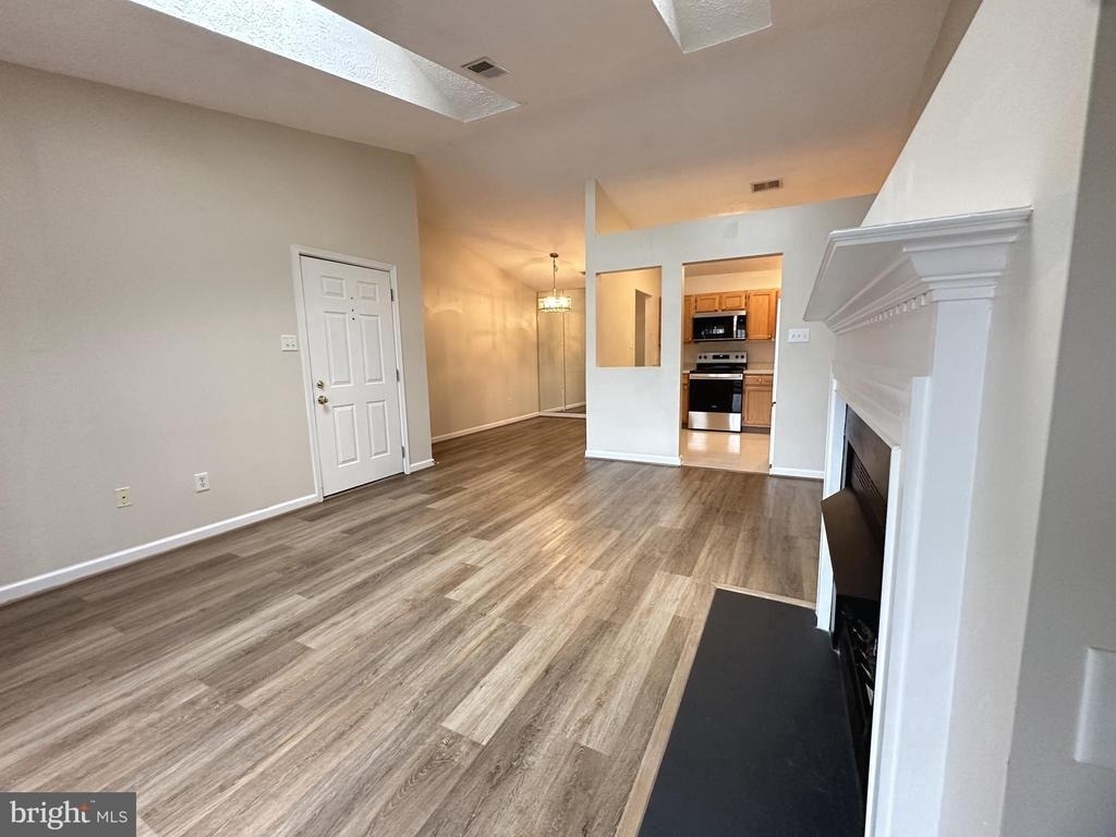 121 Brookland Court - Photo 6