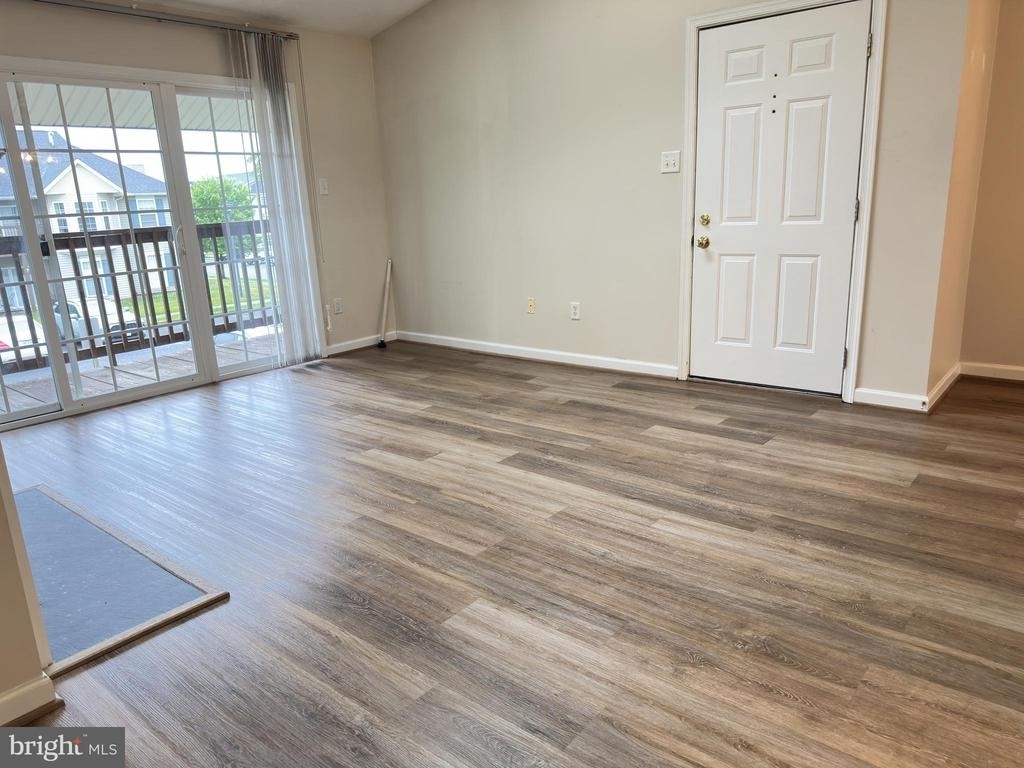 121 Brookland Court - Photo 5