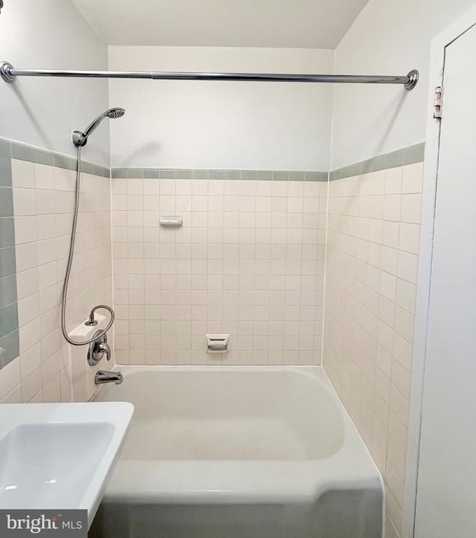 3540 Martha Custis Drive - Photo 16