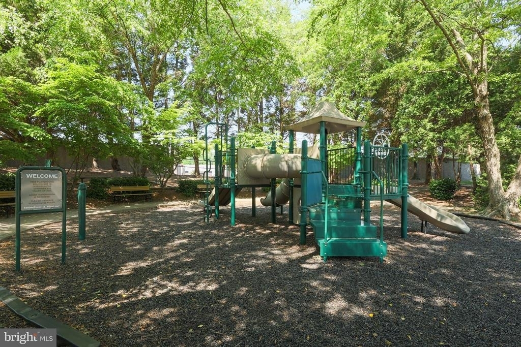 4870 Eisenhower Avenue - Photo 17