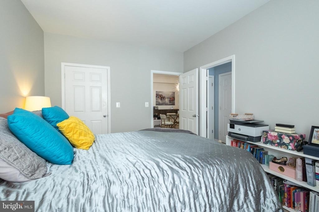 4870 Eisenhower Avenue - Photo 8