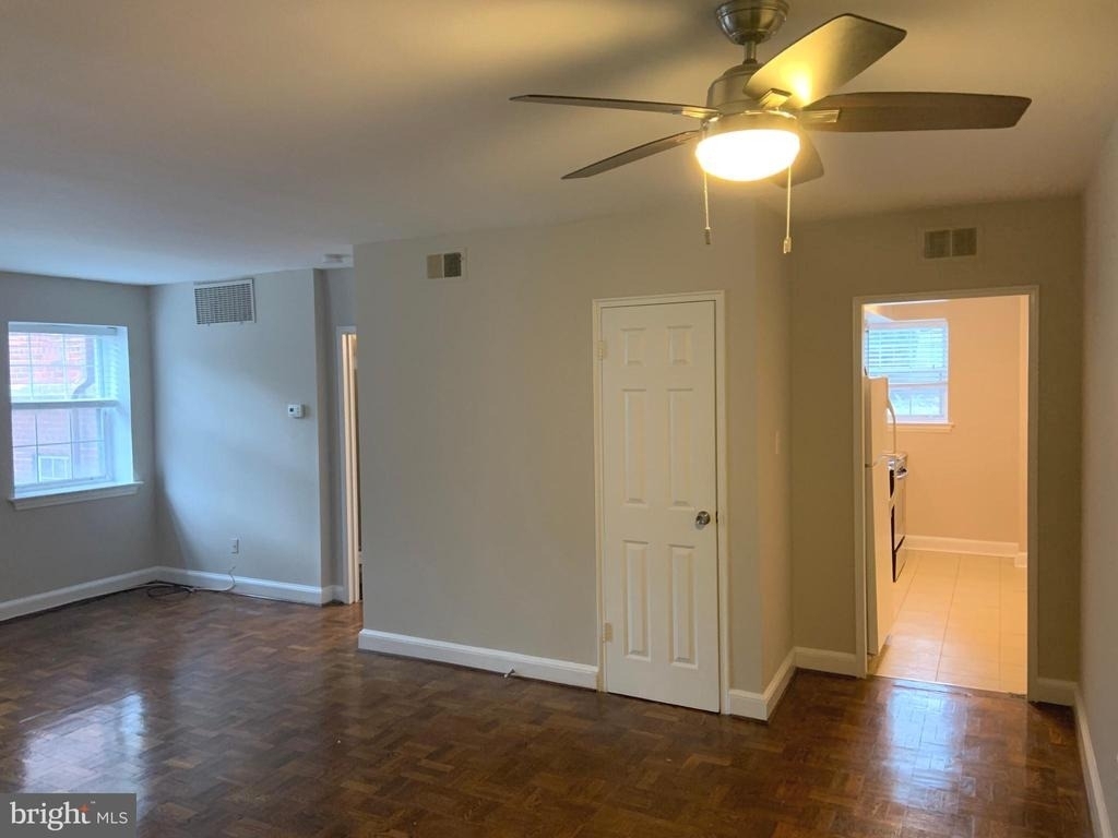 1305 N Ode Street - Photo 3