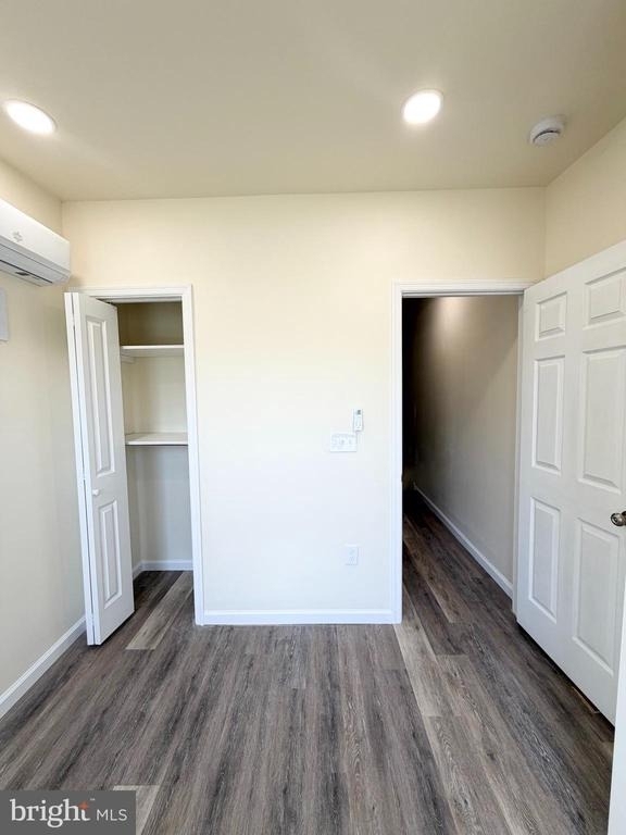 240 W Ontario Street - Photo 11