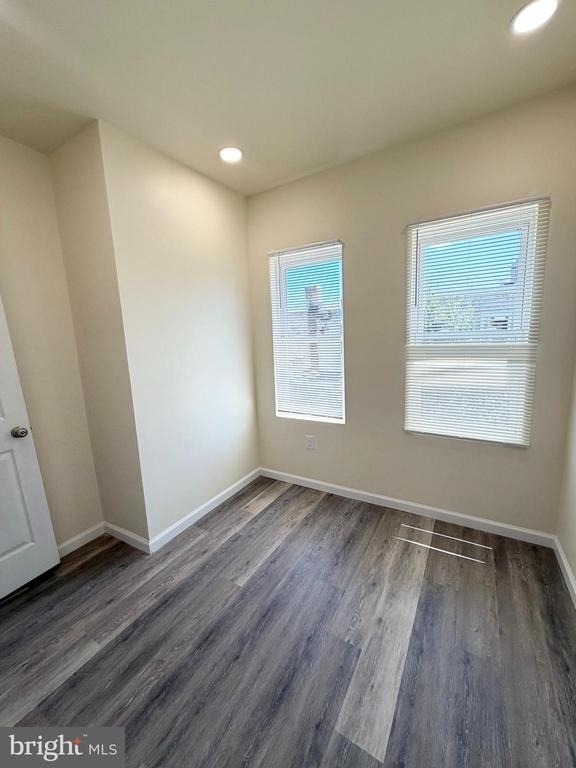 240 W Ontario Street - Photo 12