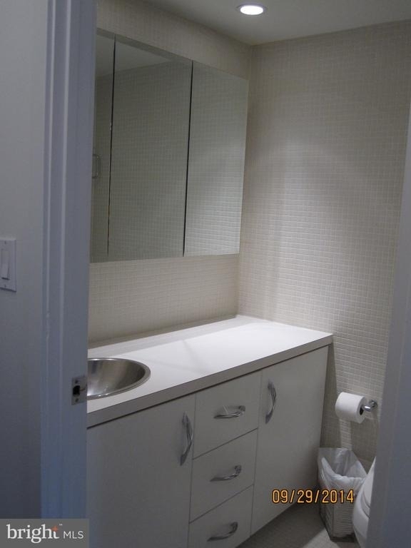 2020 Walnut Street - Photo 4