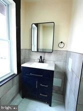 5013 Chester Avenue - Photo 11