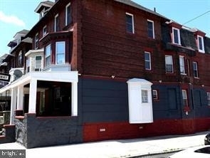 5013 Chester Avenue - Photo 1
