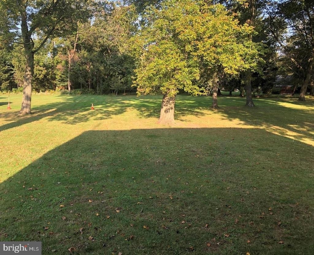 1112 Parkway Avenue - Photo 15