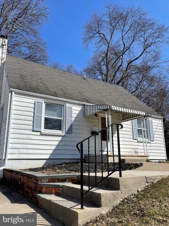 1112 Parkway Avenue - Photo 1