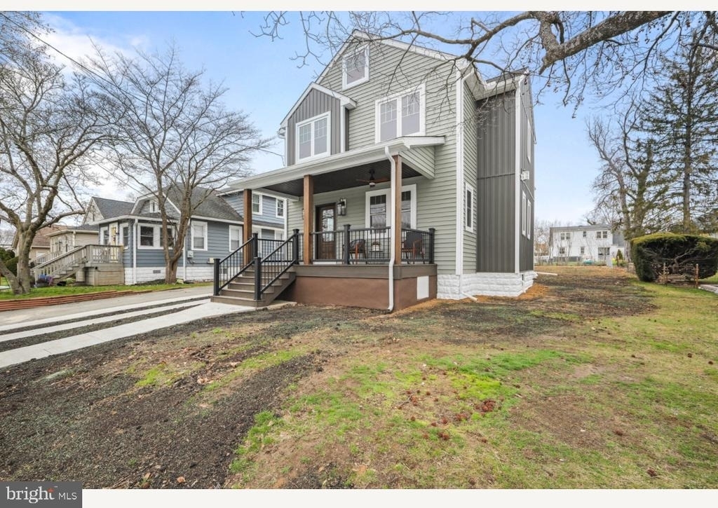 1833 W High Street - Photo 0