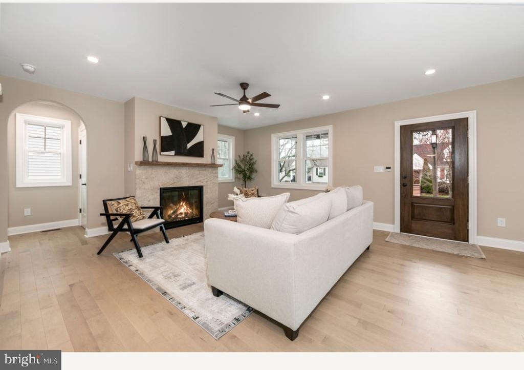 1833 W High Street - Photo 8