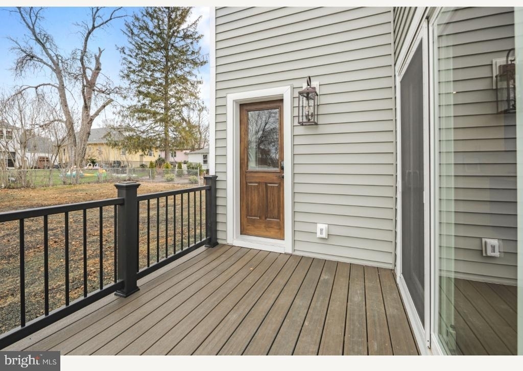 1833 W High Street - Photo 4