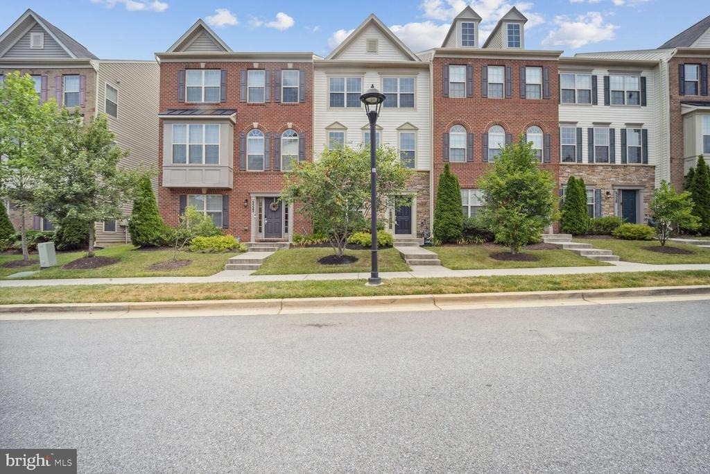 9524 Smithview Place - Photo 2