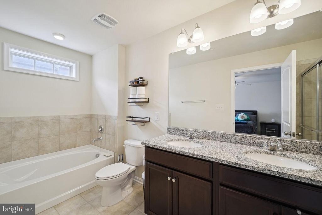9524 Smithview Place - Photo 22