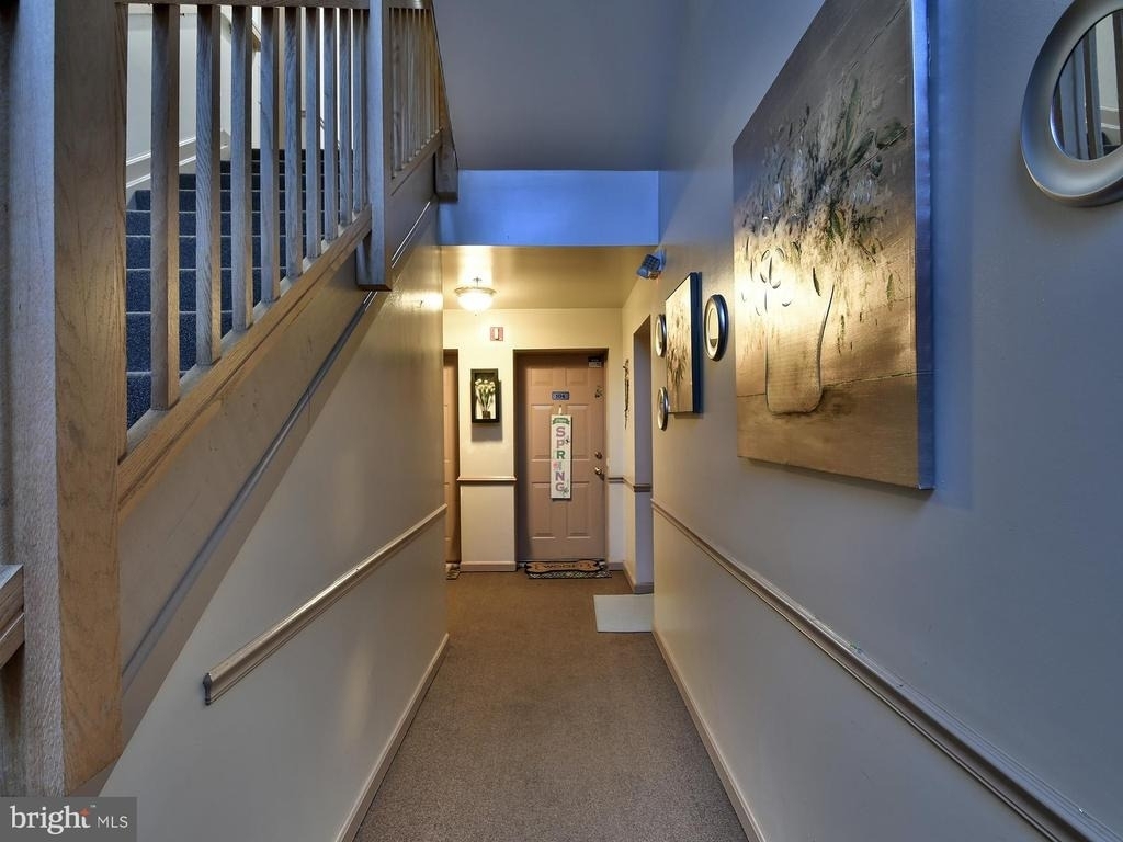 9720 Lake Pointe Court - Photo 3