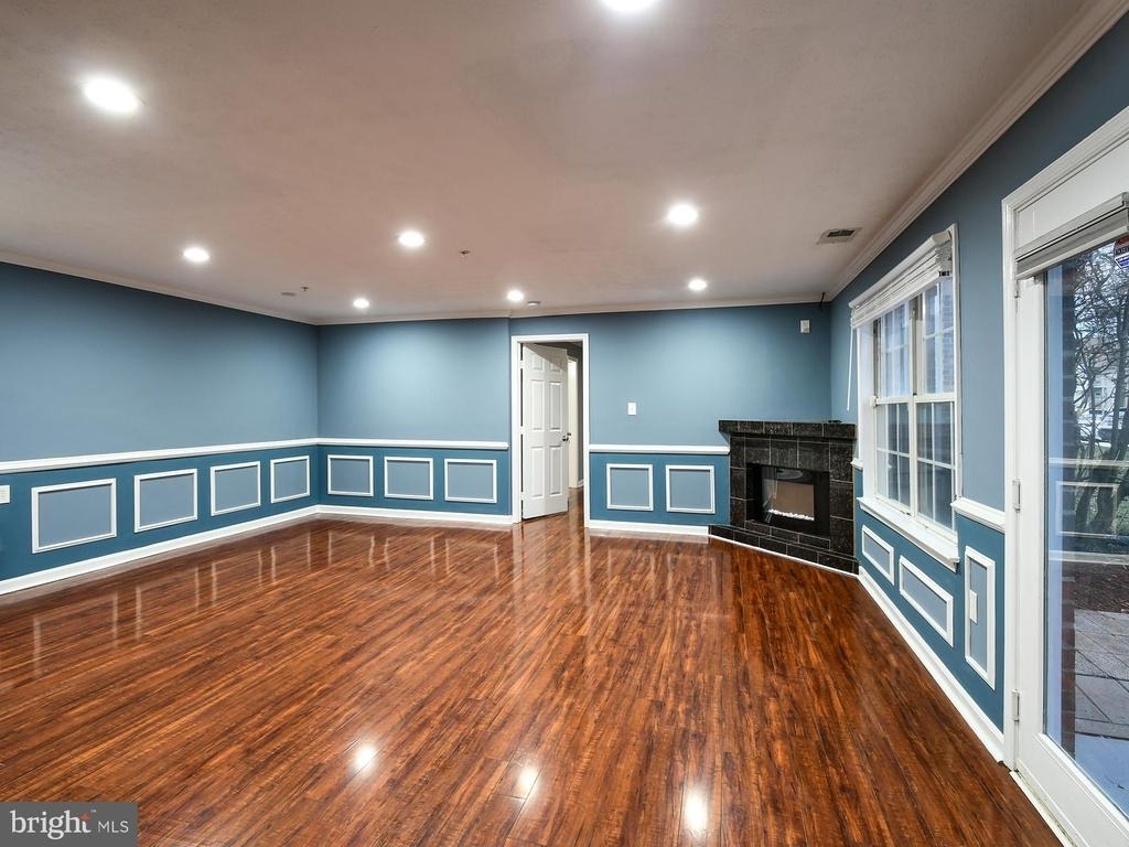 9720 Lake Pointe Court - Photo 6