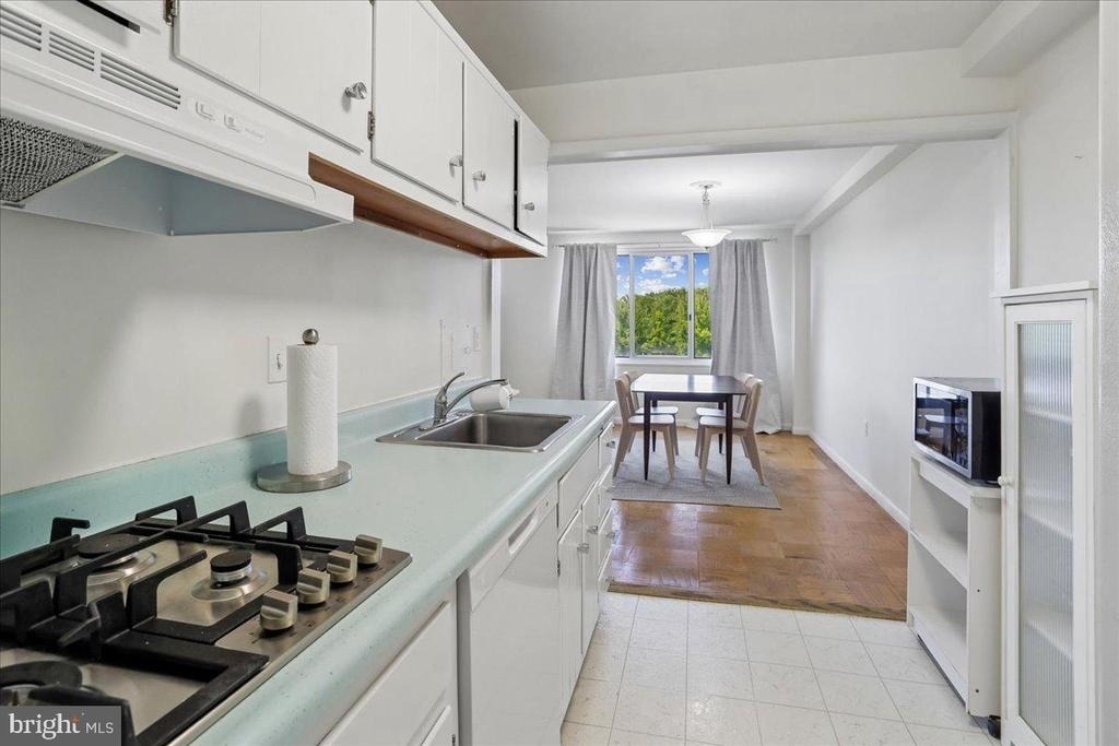 10201 Grosvenor - Photo 14