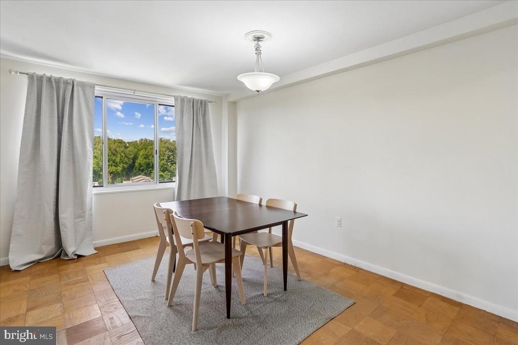 10201 Grosvenor - Photo 8