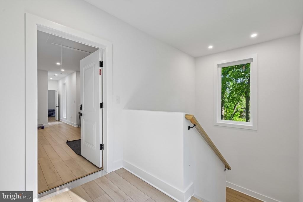4315 Pinetree Road - Photo 18