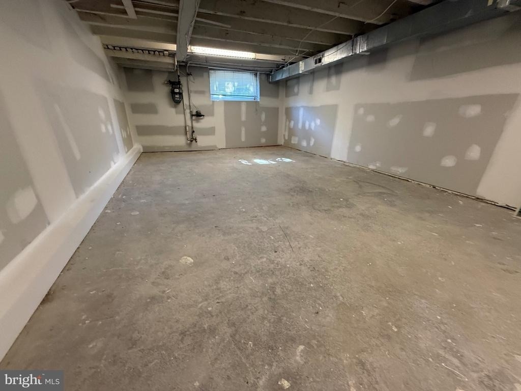 249 S East Avenue - Photo 25