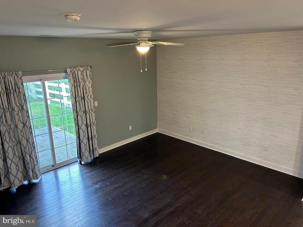 295 Mingo Way - Photo 2
