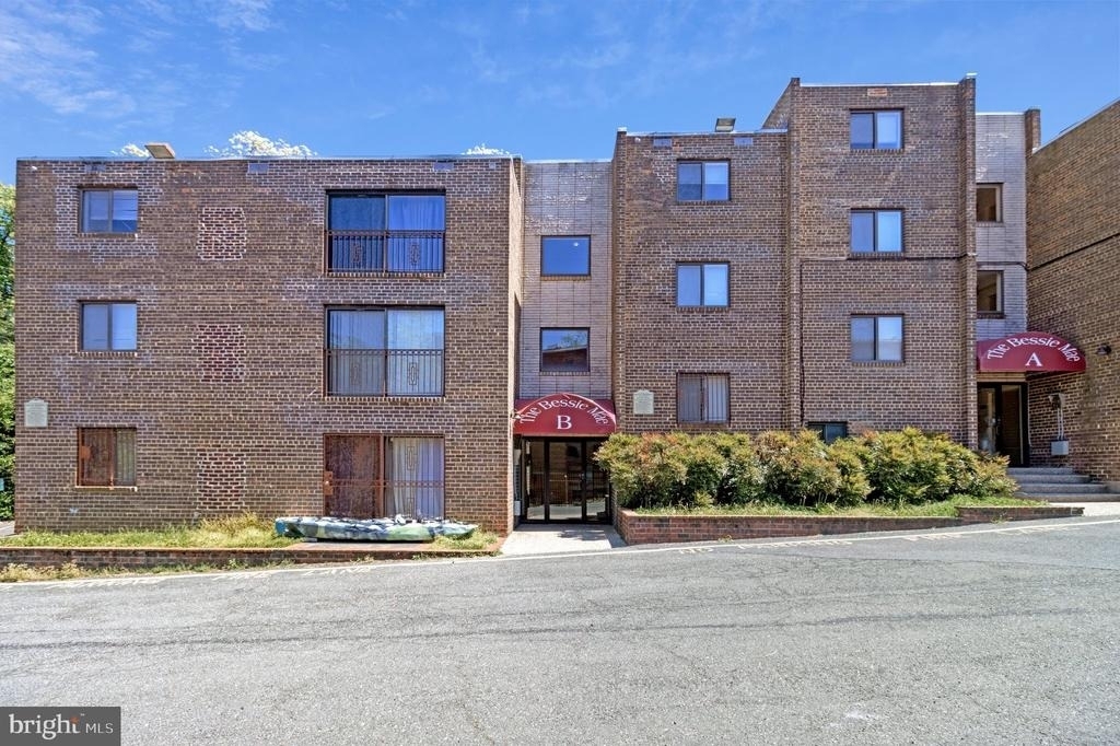 310 Atlantic Street Se - Photo 3