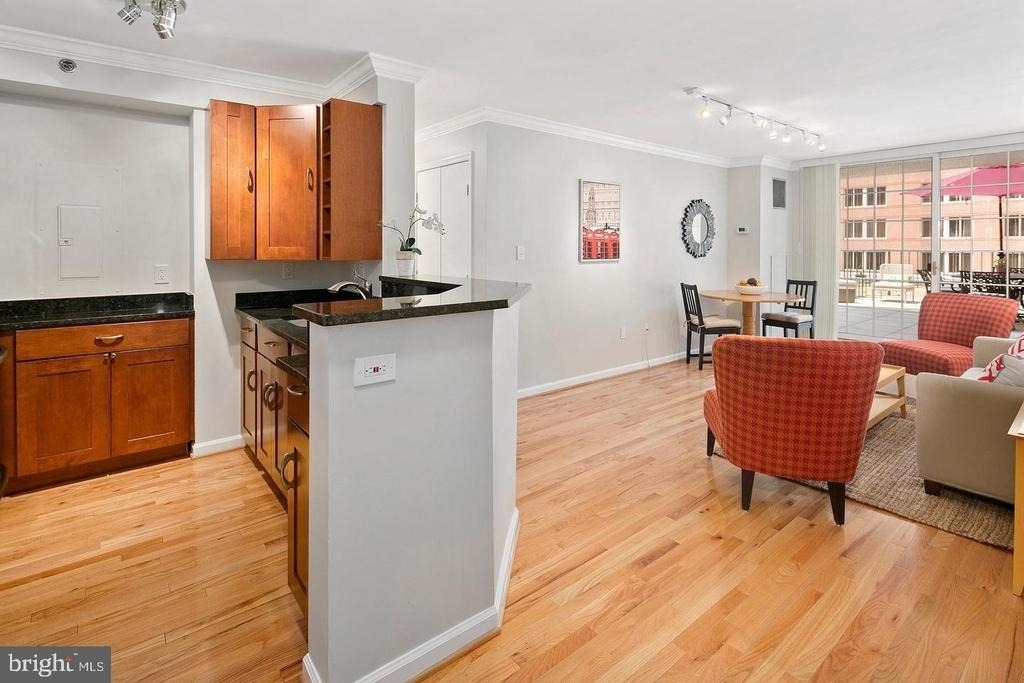1230 23rd Street Nw - Photo 6
