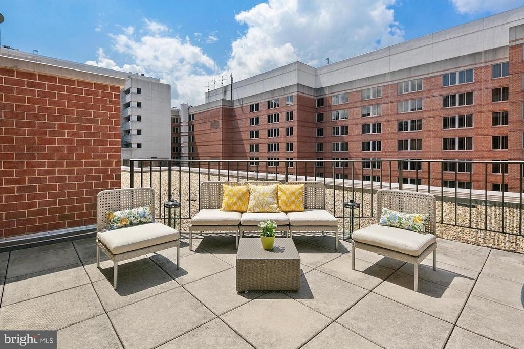 1230 23rd Street Nw - Photo 23