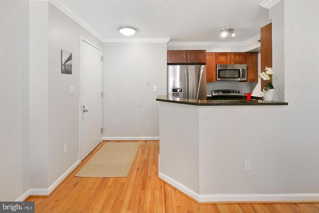 1230 23rd Street Nw - Photo 2
