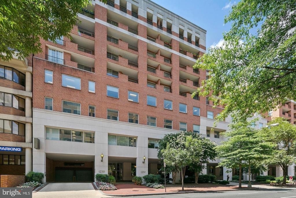 1230 23rd Street Nw - Photo 0