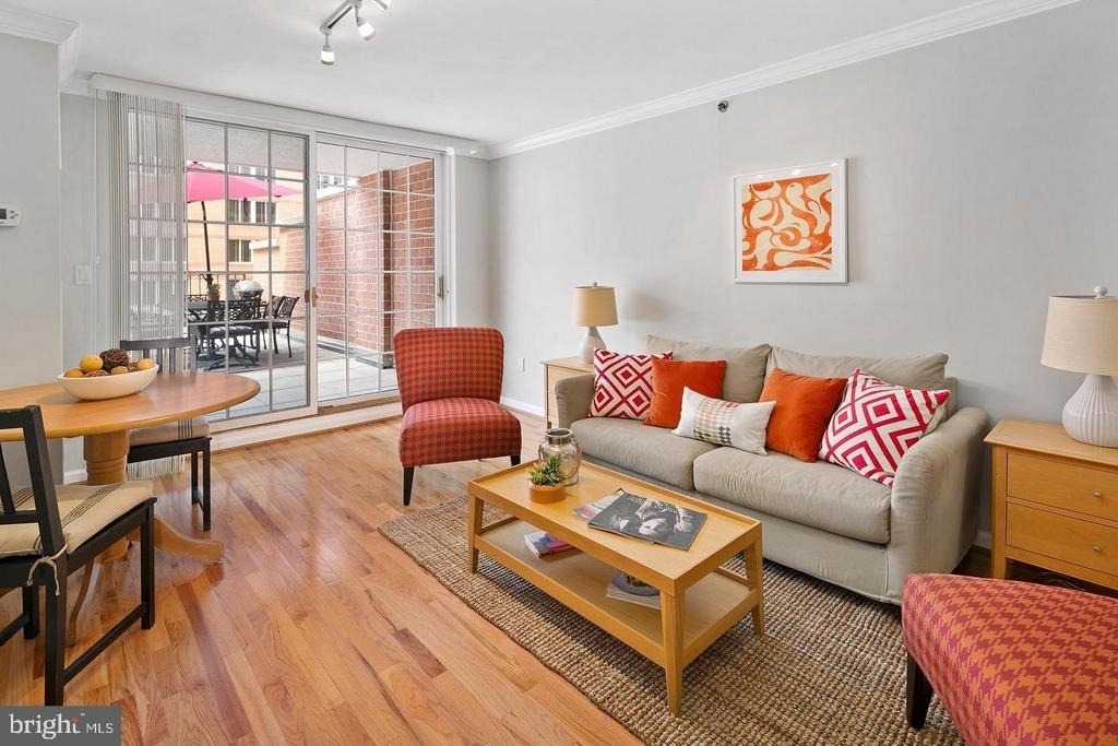 1230 23rd Street Nw - Photo 8